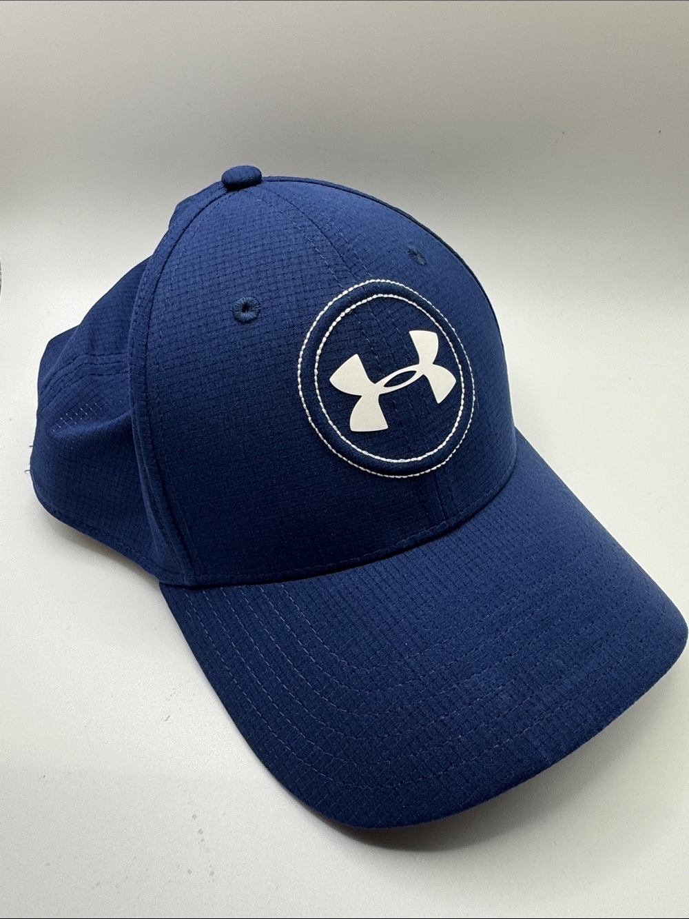 Under Armour Navy Blue Curved Bill Performance Golf Cap with White Logo